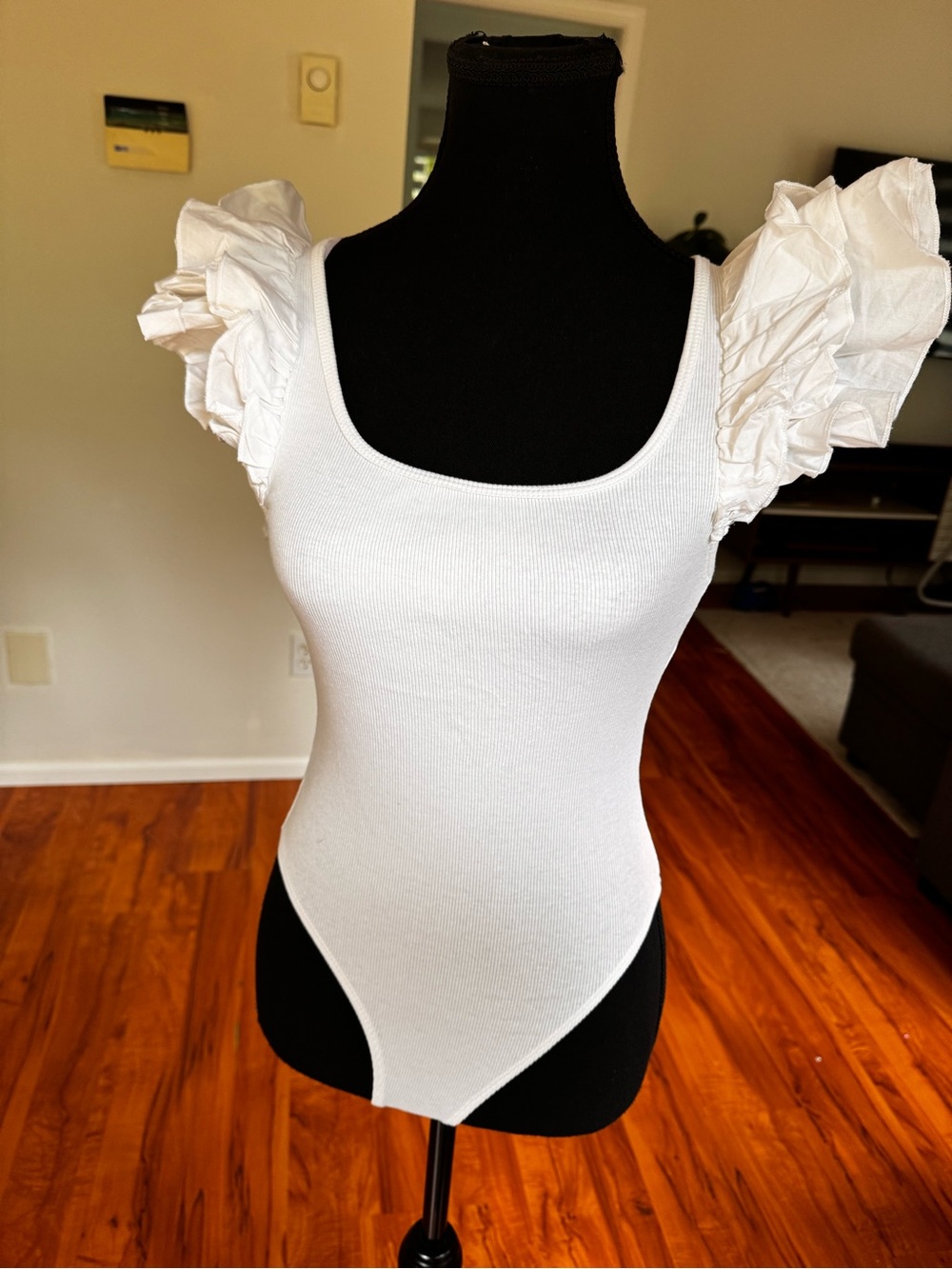 Zara White Ruffle Sleeve Scoop Neck Bodysuit